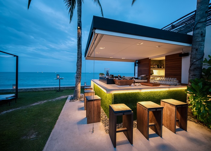 ビーチフロント