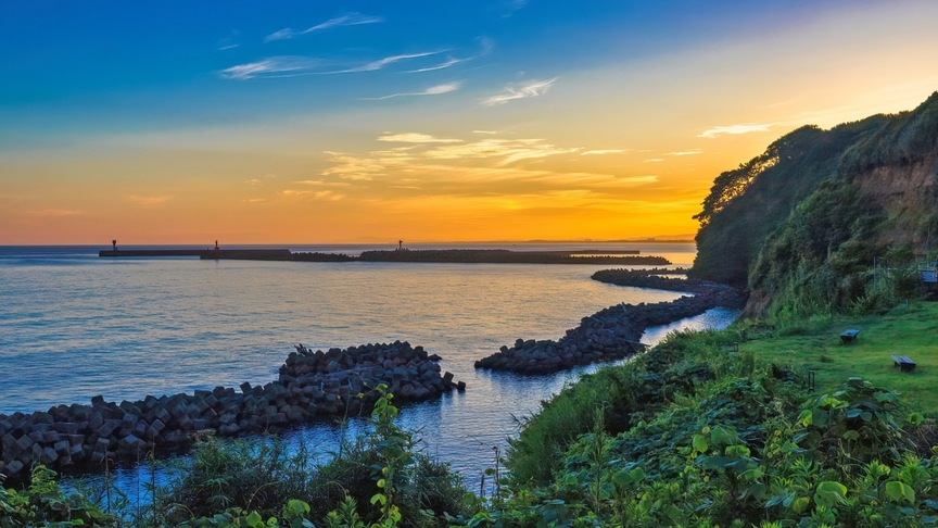 【夕食のみ】漁師同行！船に乗って釣り体験プラン〜早朝の日本海へ〜