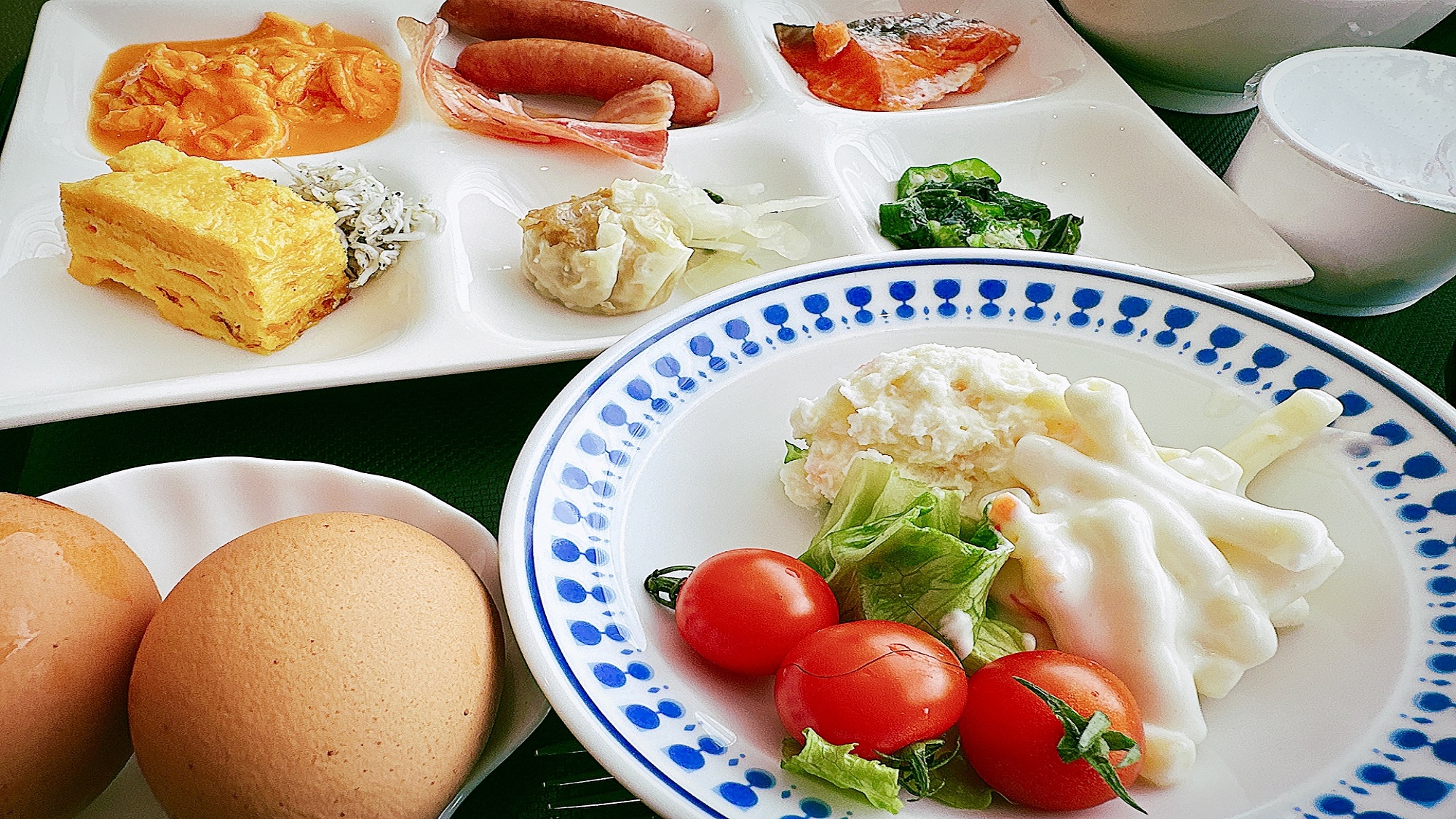 朝食バイキングの一例