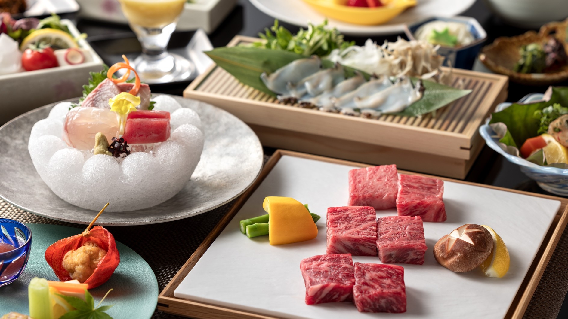 【上質牛食べ比べ】◆上級会席＆ブランド佐賀牛＆第２ブランド黒毛和牛＆和牛◆朝夕個室風