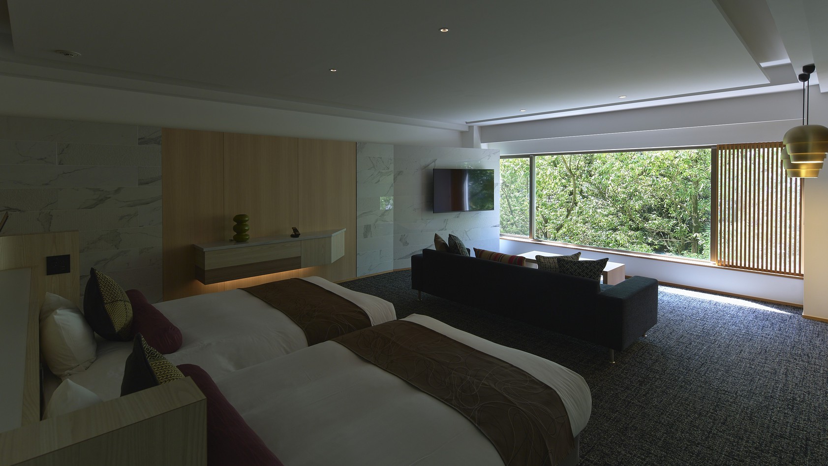 スイート70平米オークフロント