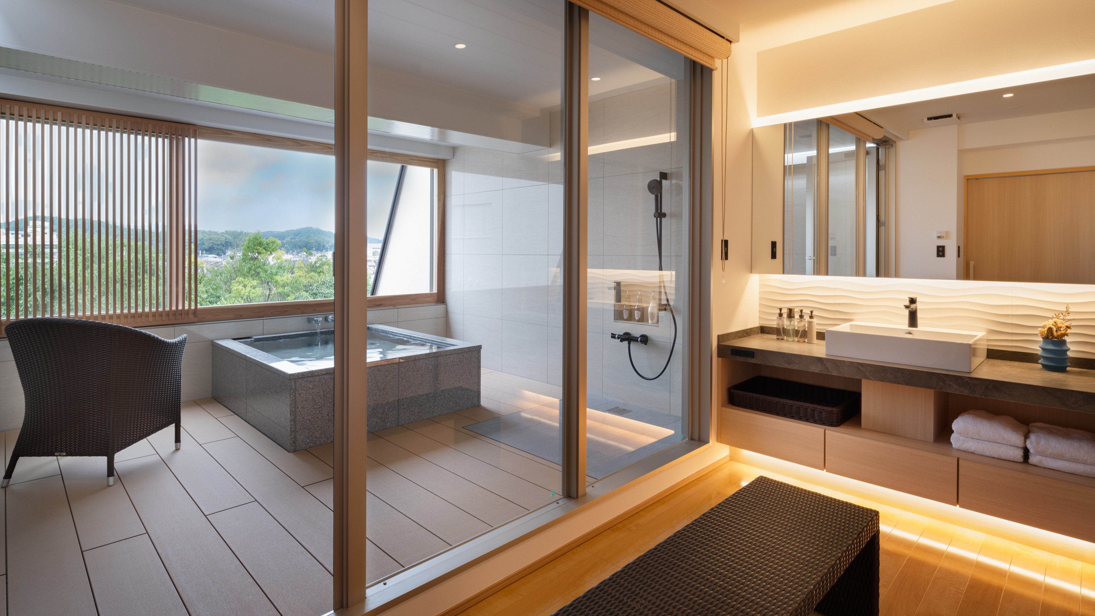 デラックス60平米A（ワイド露天風呂ルーム付）