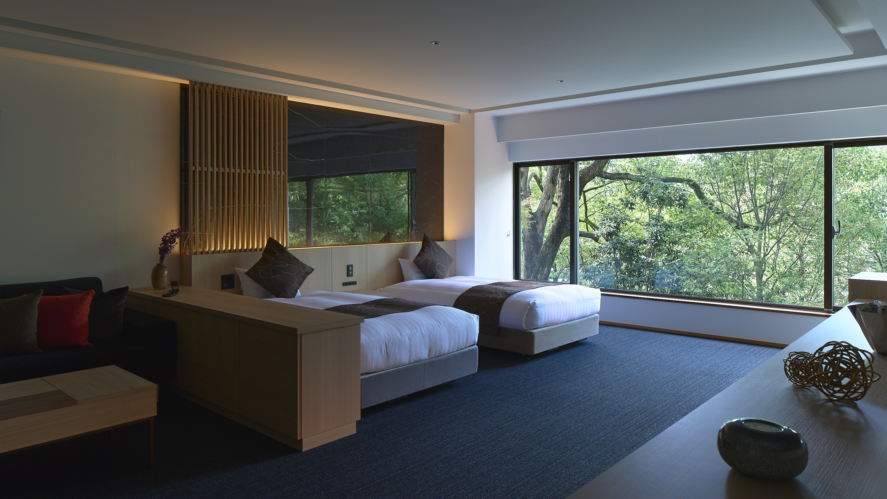 スイート80平米和洋室（贅沢半露天風呂付）