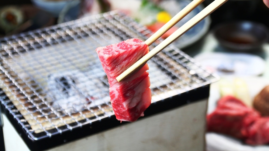 □【能登牛コース】能登牛の炭火焼き、柔らかい赤身とすっきりとした脂の旨みをご堪能ください