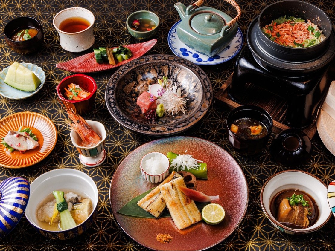 日本料理「康」滋味滋養8品コース！薬膳スープや愛知鰻の和漢料理と大浴場で心も体も健康に♪【夕食付】