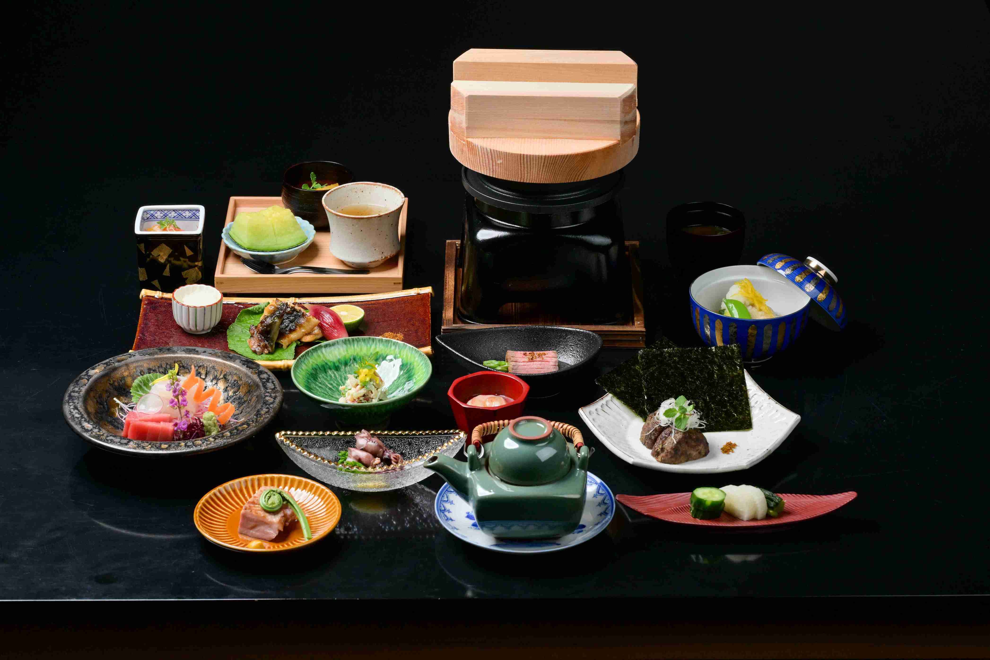 【楽天スーパーSALE】10％OFF日本料理「康」で健康　和漢料理　メインは奥三河の鹿肉【2食付き】