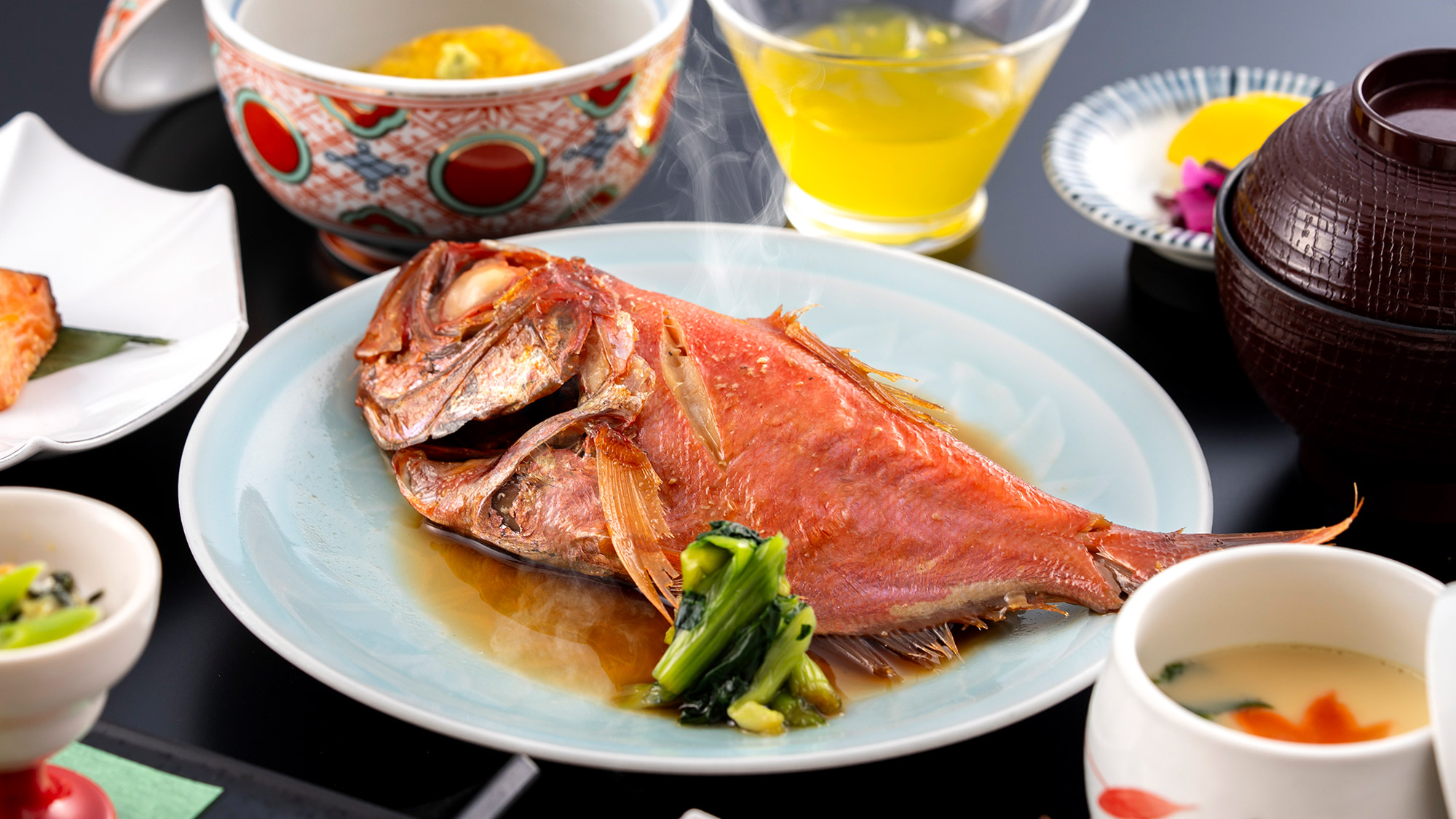 伊豆名物の金目鯛の煮付け