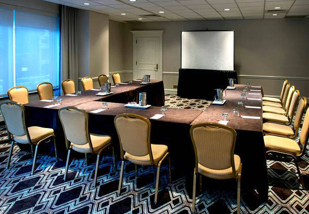 ミーティングルーム