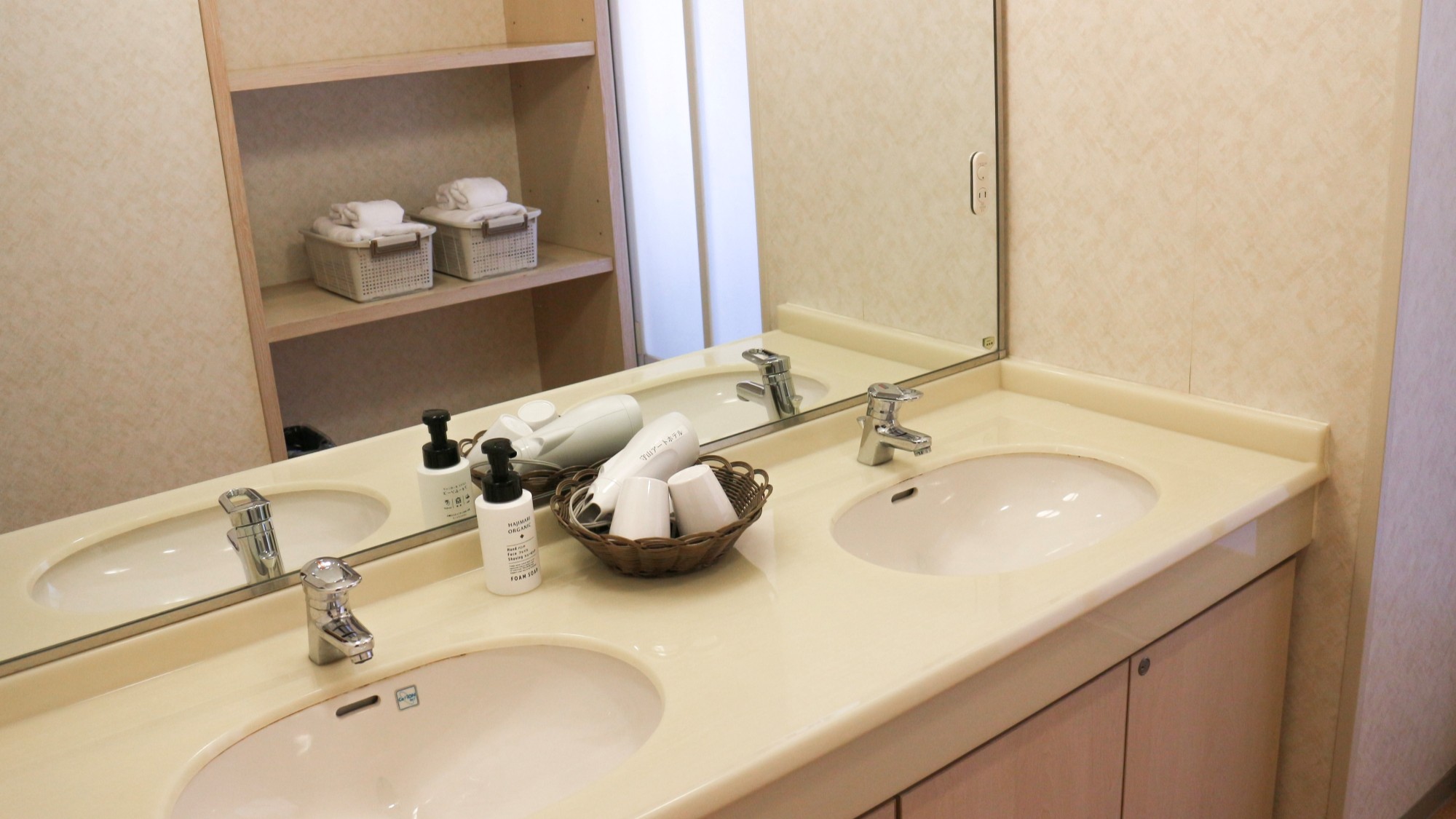 和室（洗面台）