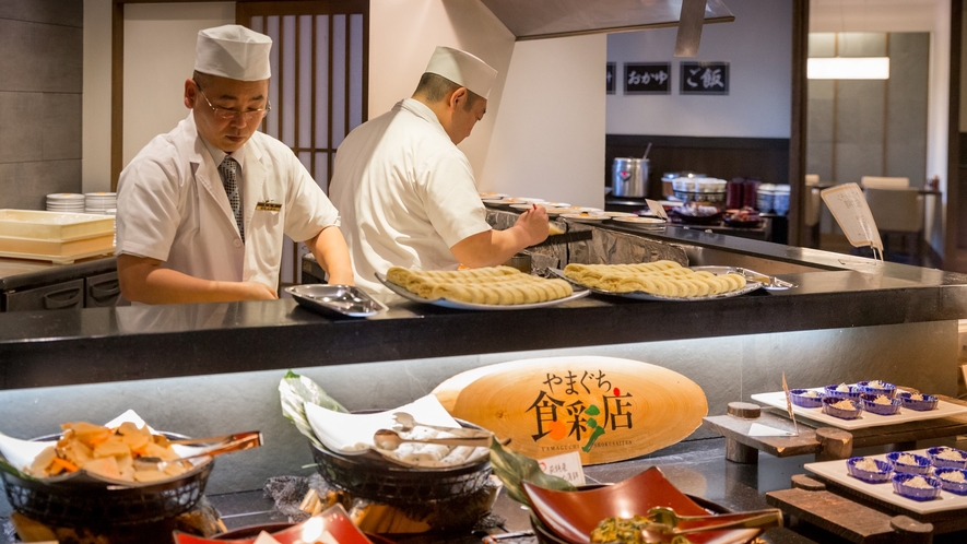 朝食バイキング