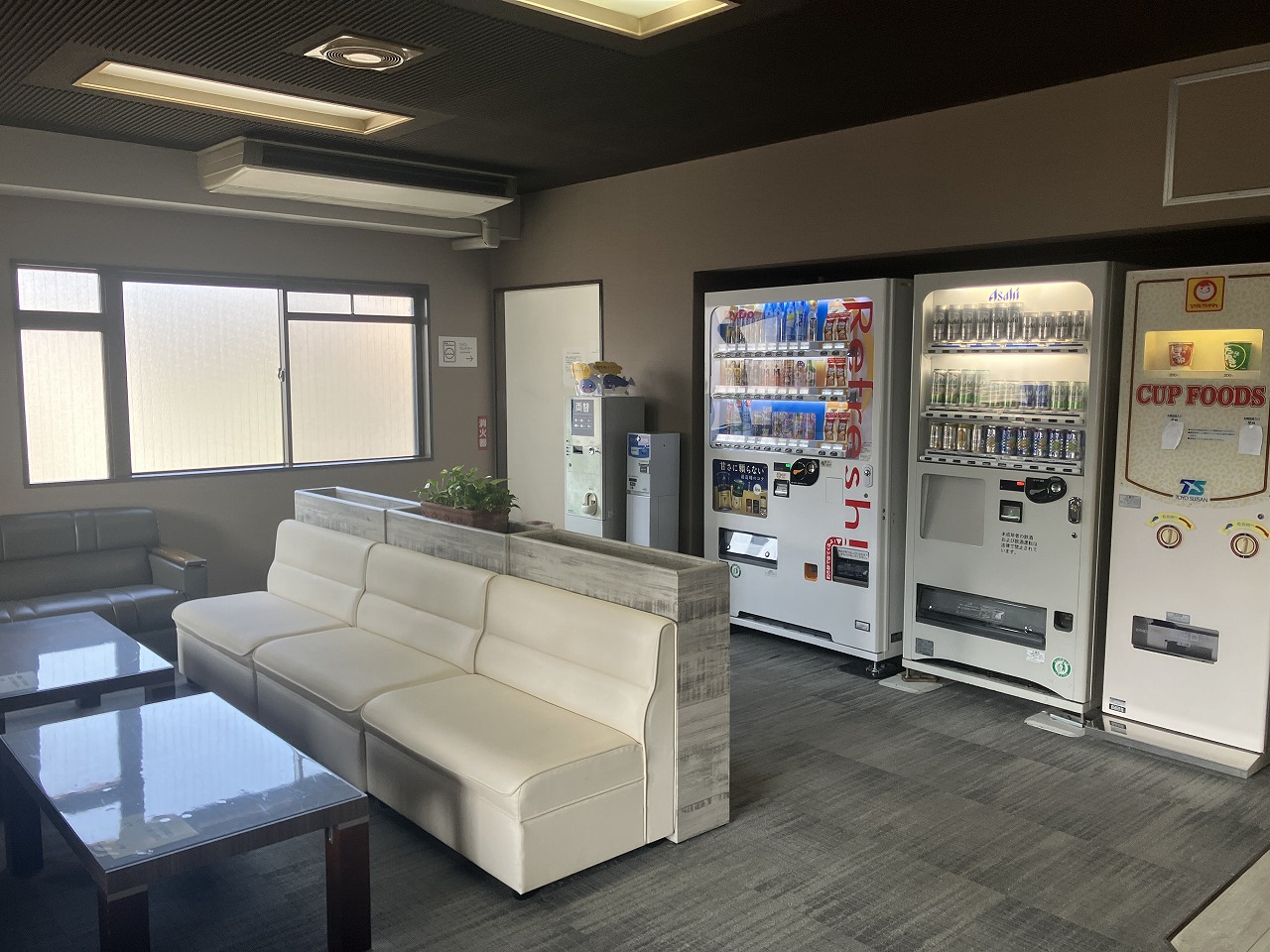 2階ラウンジ