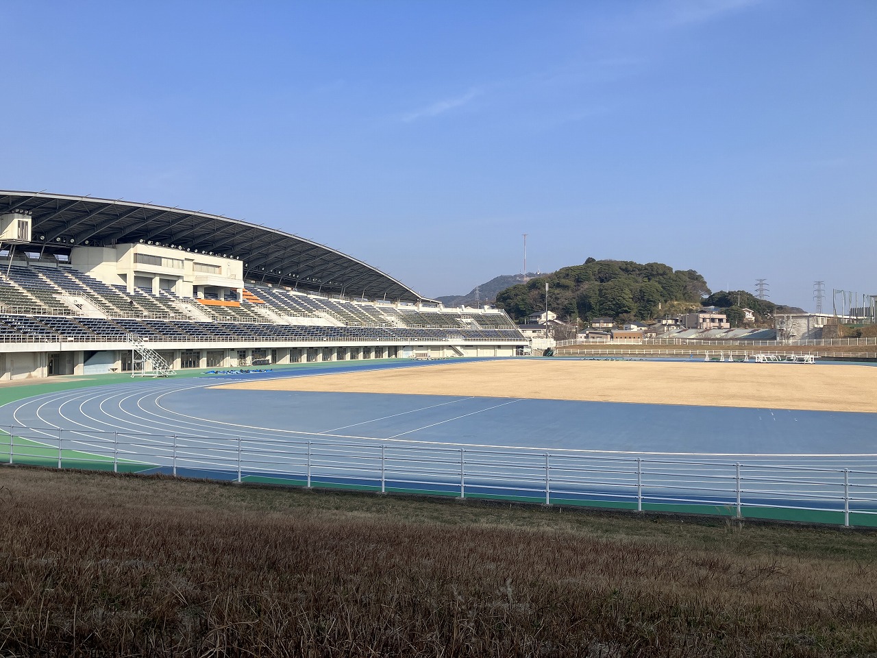 セービング陸上競技場