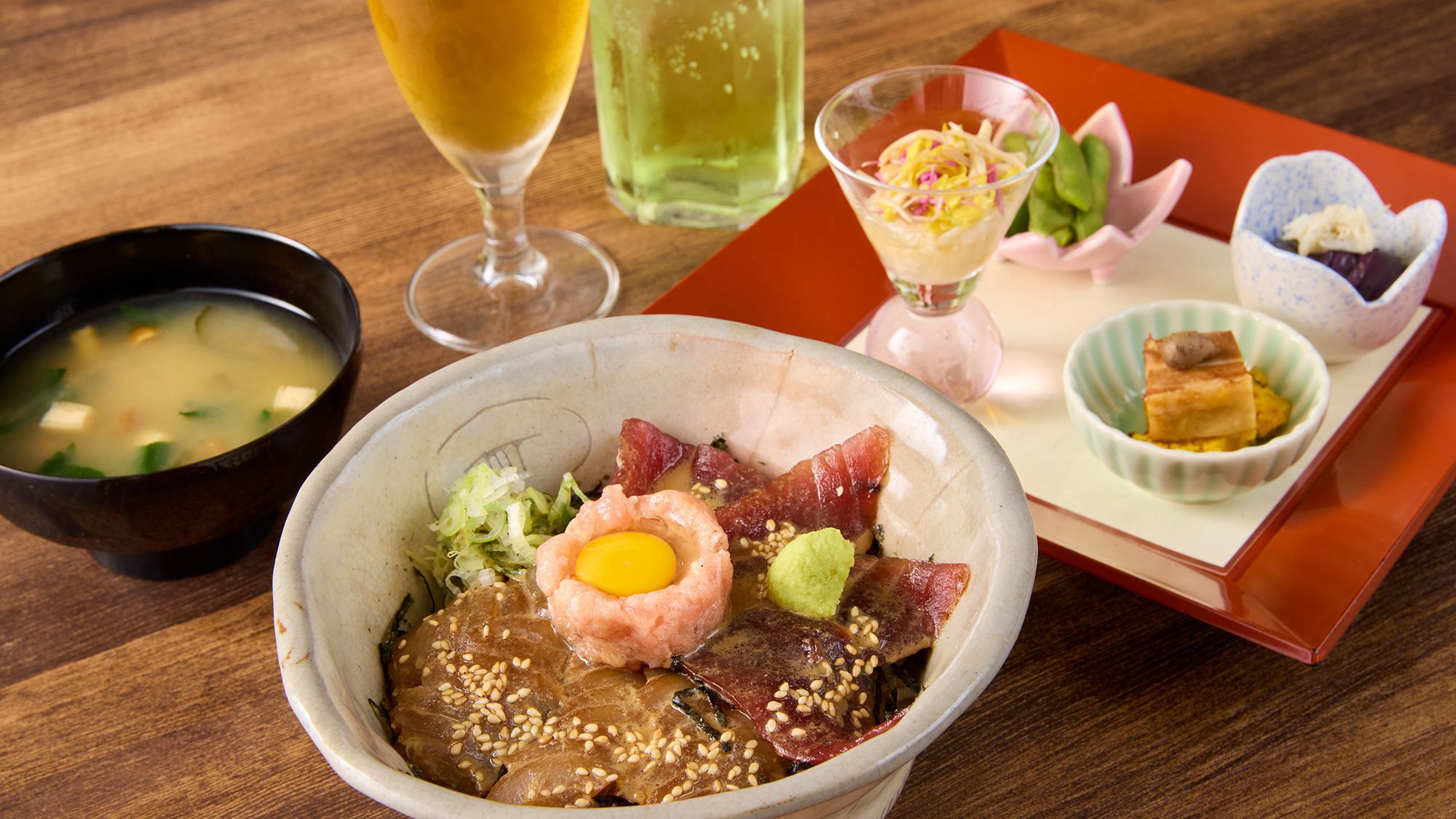 ☆◆【1泊２食】手軽に夕食プラン≪ミニ丼セット・おつまみ・ドリンク付の夕食＆朝食バイキング≫