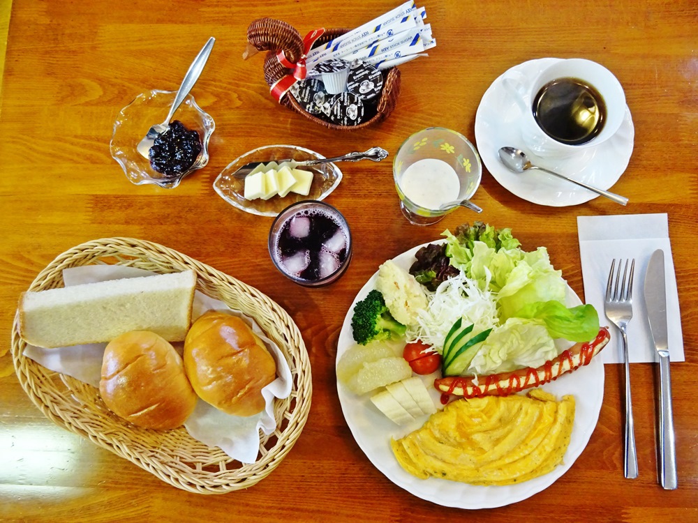 ペンション山三の朝食付き プラン