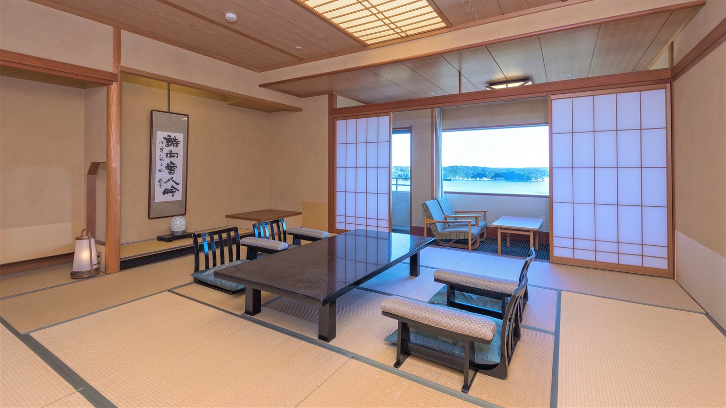 《7/24〜8/23限定》夏休みディナーバイキング★食べ放題＆温泉満喫《夕食17：00〜》【華陽棟】