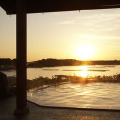 ■冬の庭園露天風呂（女湯）夕景