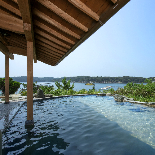 ■庭園露天風呂「朝なぎの湯」（男湯）