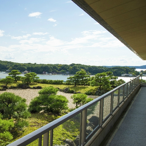 ■3階見晴庭園　右