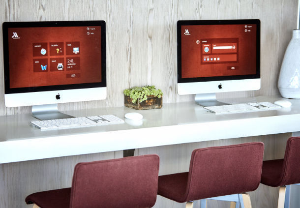 クラブラウンジ　ワークステーション