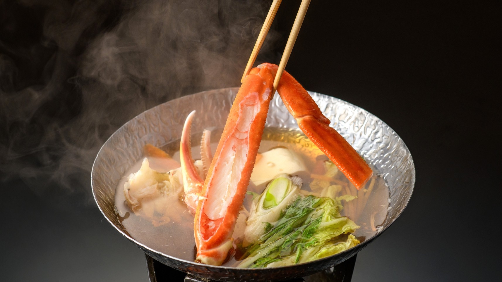 Ａ５認証近江牛ステーキ、ズワイ蟹と天草ふぐの福鍋、鱈と生姜の釜飯　冬会席〜美麗〜