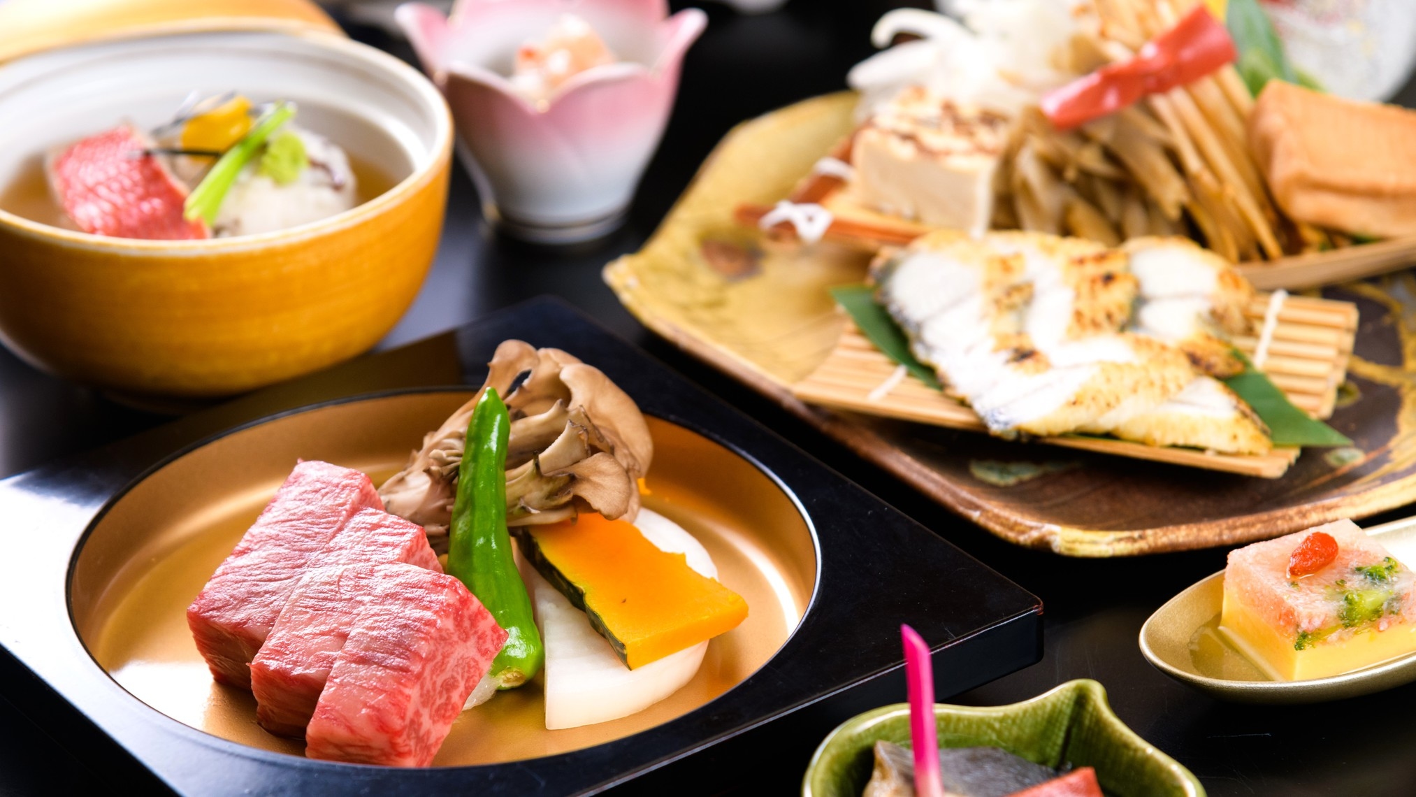 鰻のじゅんじゅん鍋＆近江牛陶板焼きがメインの冬会席