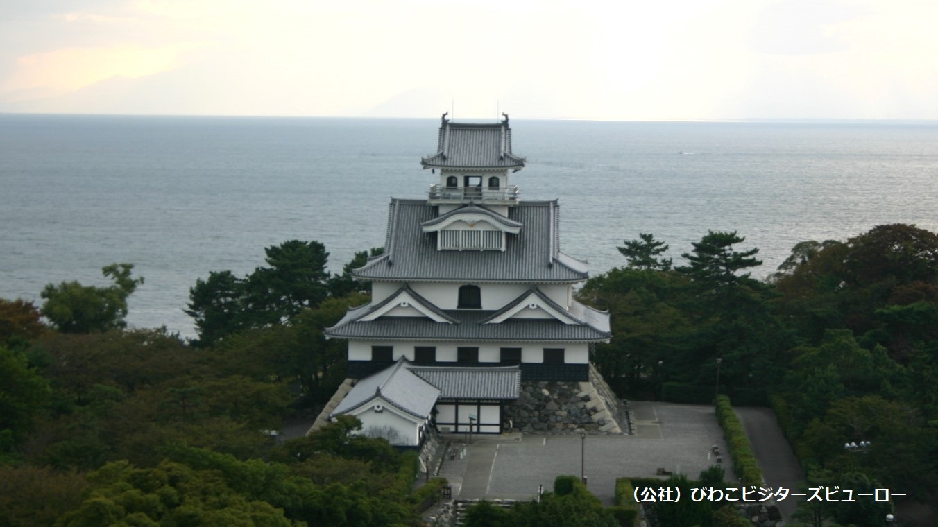 長浜城歴史博物館（雄山荘から車で約90分）