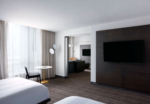 スイート　ダブルベッド2台