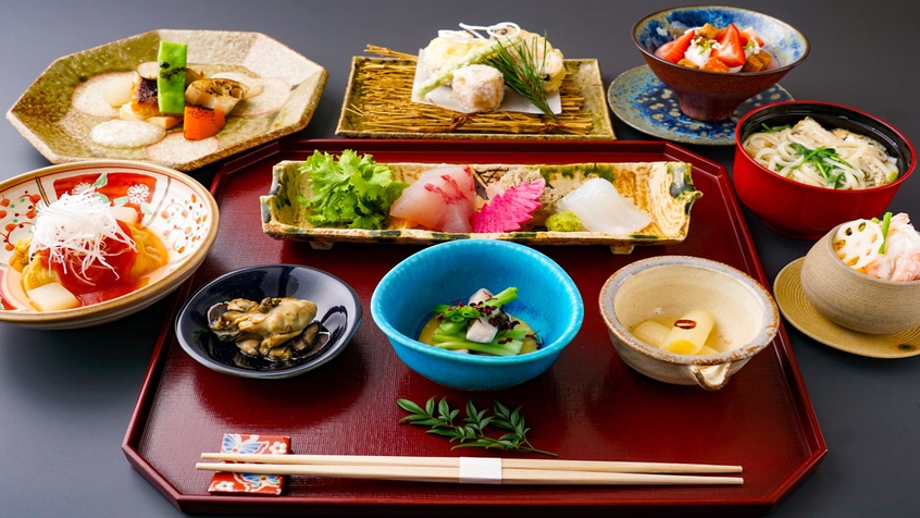 【私たちのプライベート忘年会！】料理とお酒で楽しい旅おさめを！＜ドリンク無料特典付＞和会席