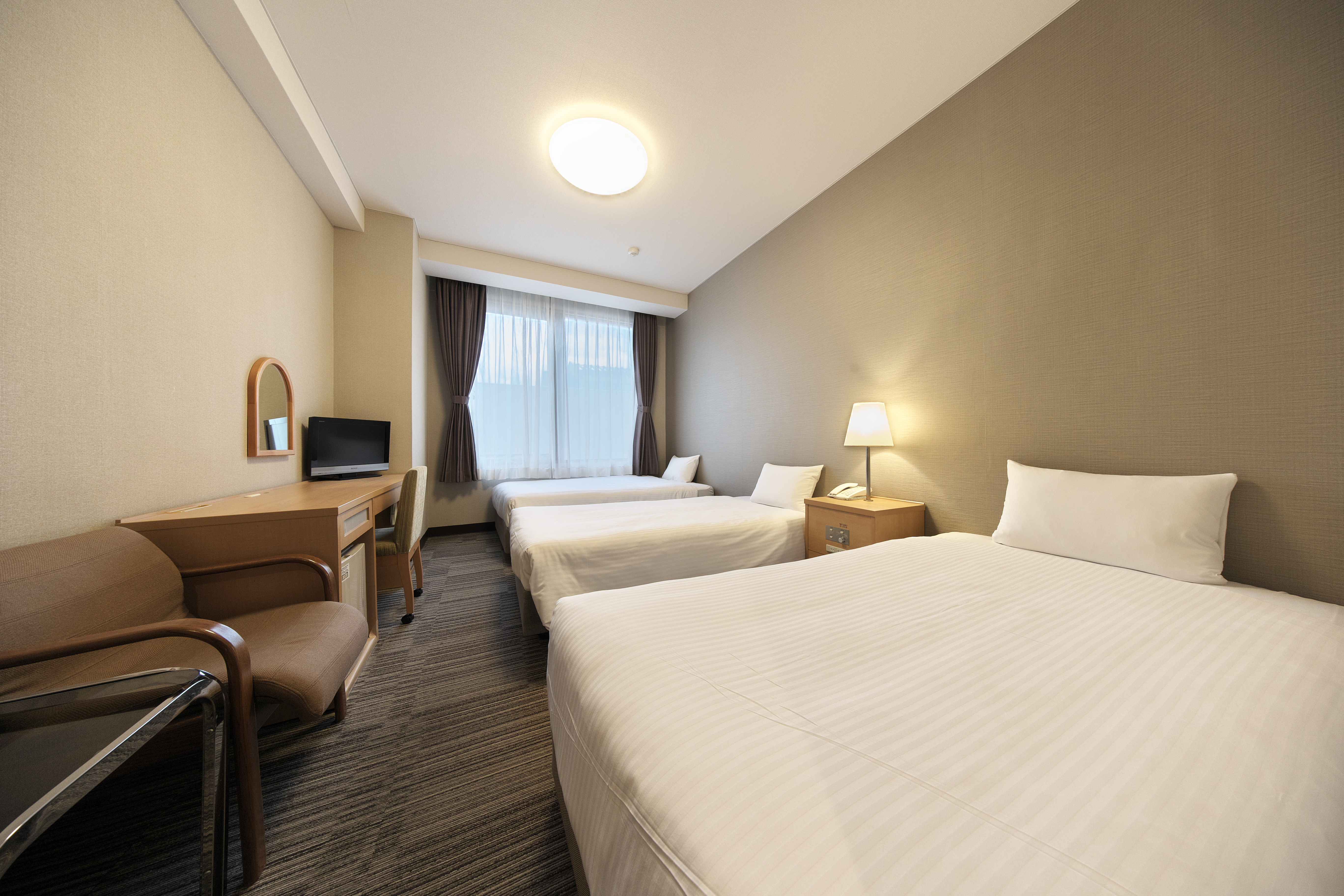 トリプルルーム