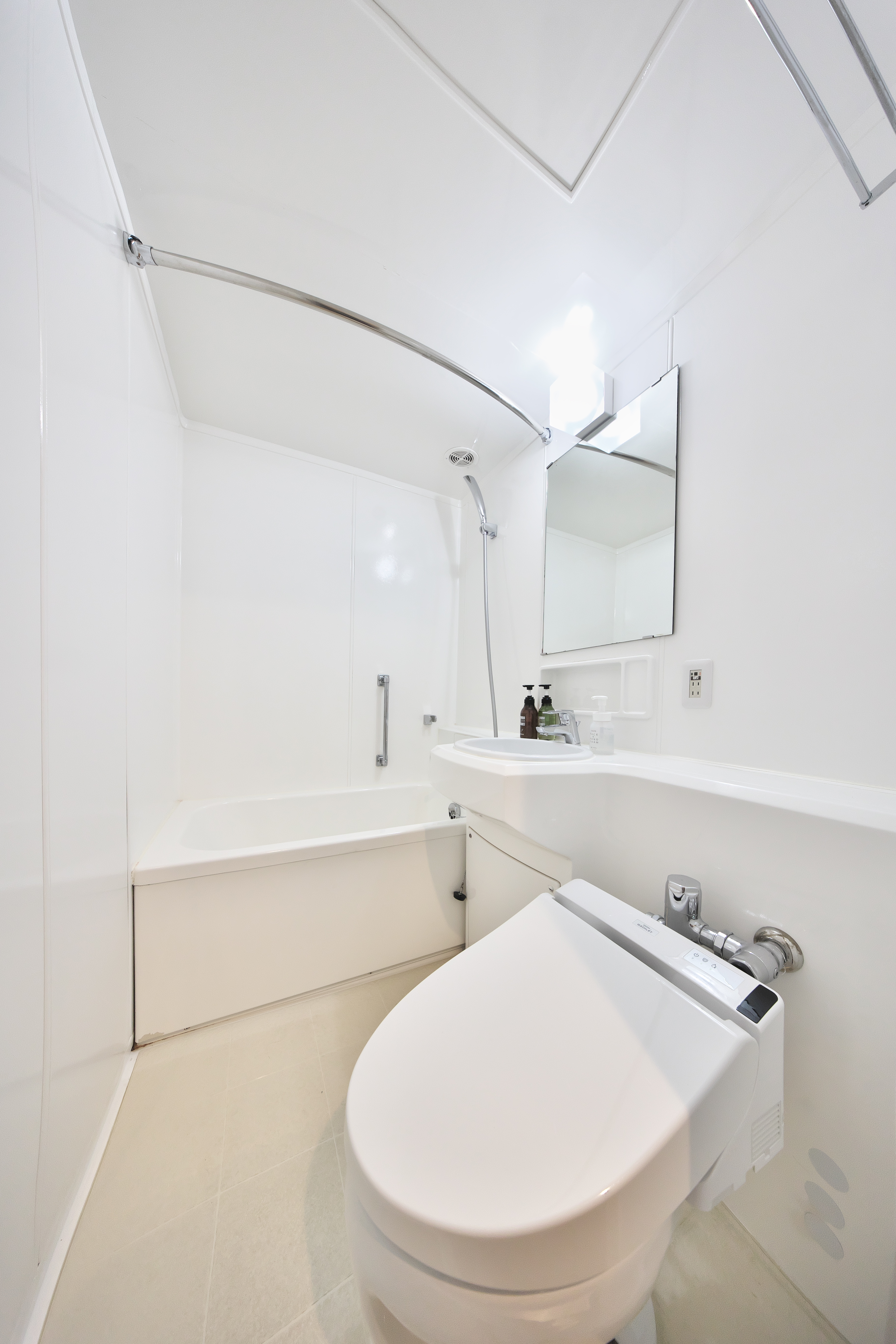 トリプルルーム　浴室