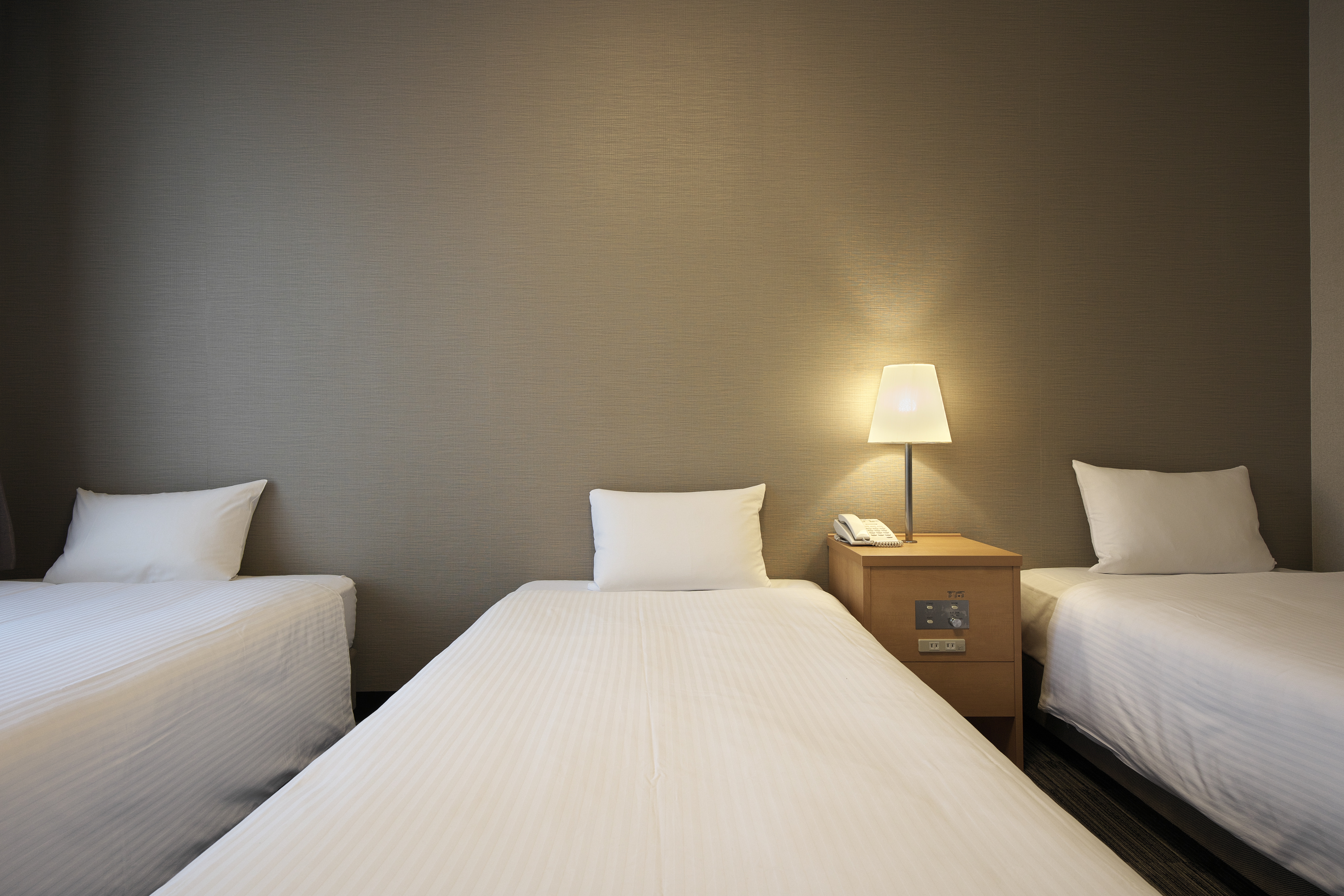 トリプルルーム