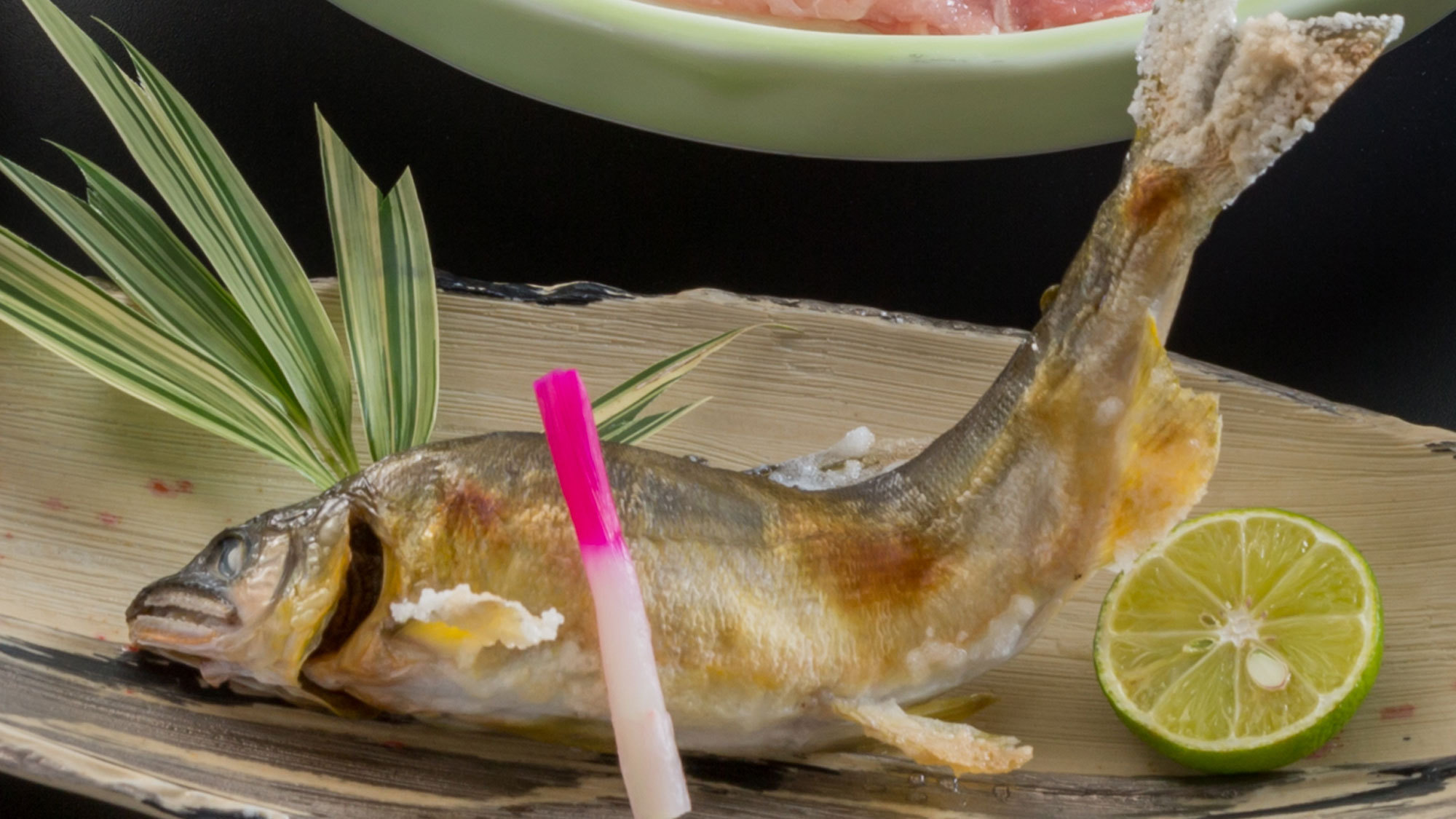 【リーズナブル】Ｗ美肌湯の『庭園露天風呂＆畳風呂＆旬の食材を詰め込んだ季節の和会席