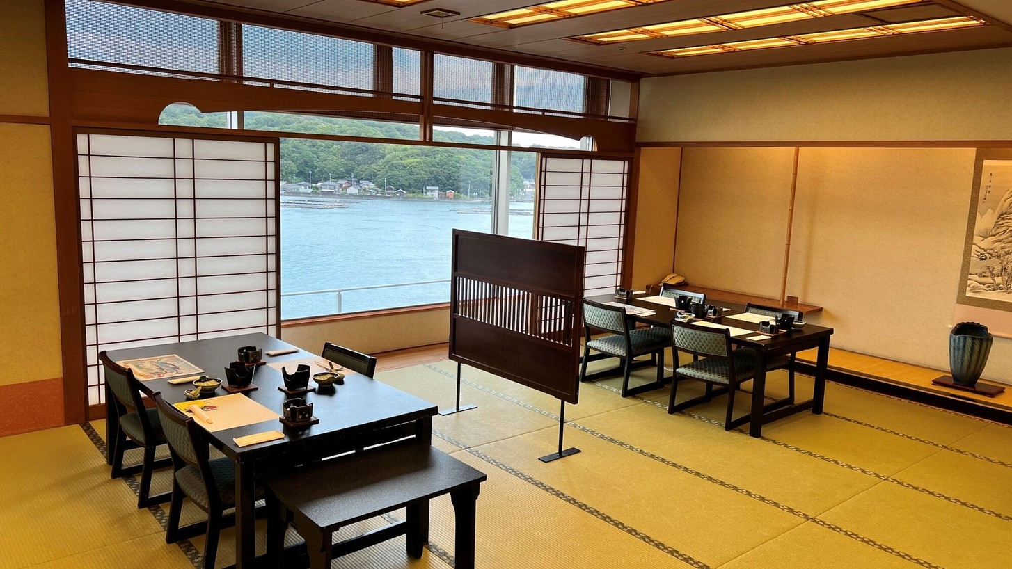 ≪お得な夕食会場会席プラン≫夕食は広間で伊勢海老と松阪牛、鮑を堪能 詩季会席 薫コース（26年秋冬）