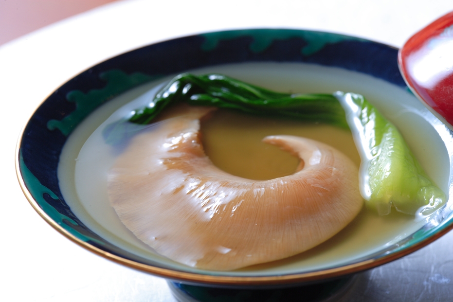 【平日限定】気仙沼名物フカヒレ姿煮＆夏グルメ殻付ウニをお手頃価格で堪能♪