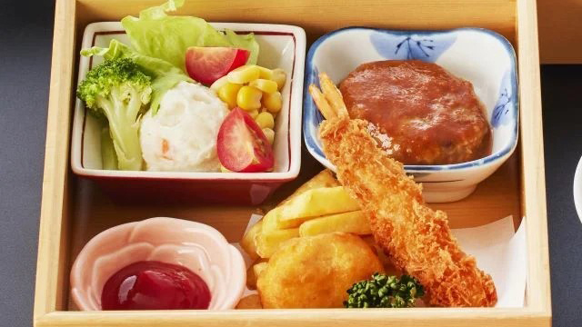 肉質のバランスに定評あり！「淡路牛コース」