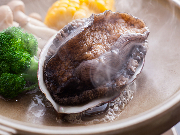 ☆━アワビ踊り焼と焼牡蠣付━☆☆のお得なカニプラン！
