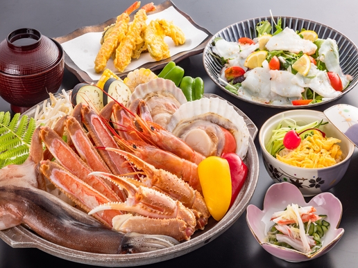 【海水浴応援★夏季特典あり】海まで徒歩１分☆海の幸満載！舟盛付海鮮陶板焼き☆