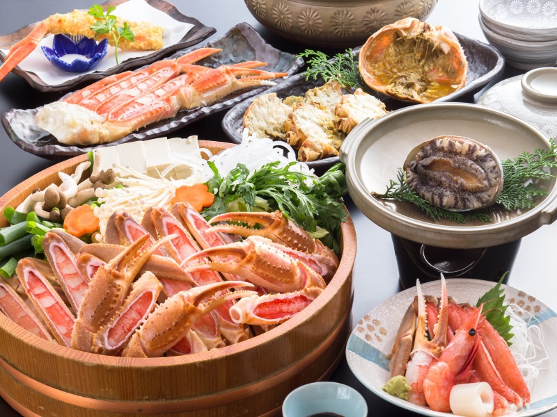 ☆━アワビ踊り焼と焼牡蠣付━☆☆のお得なカニプラン！