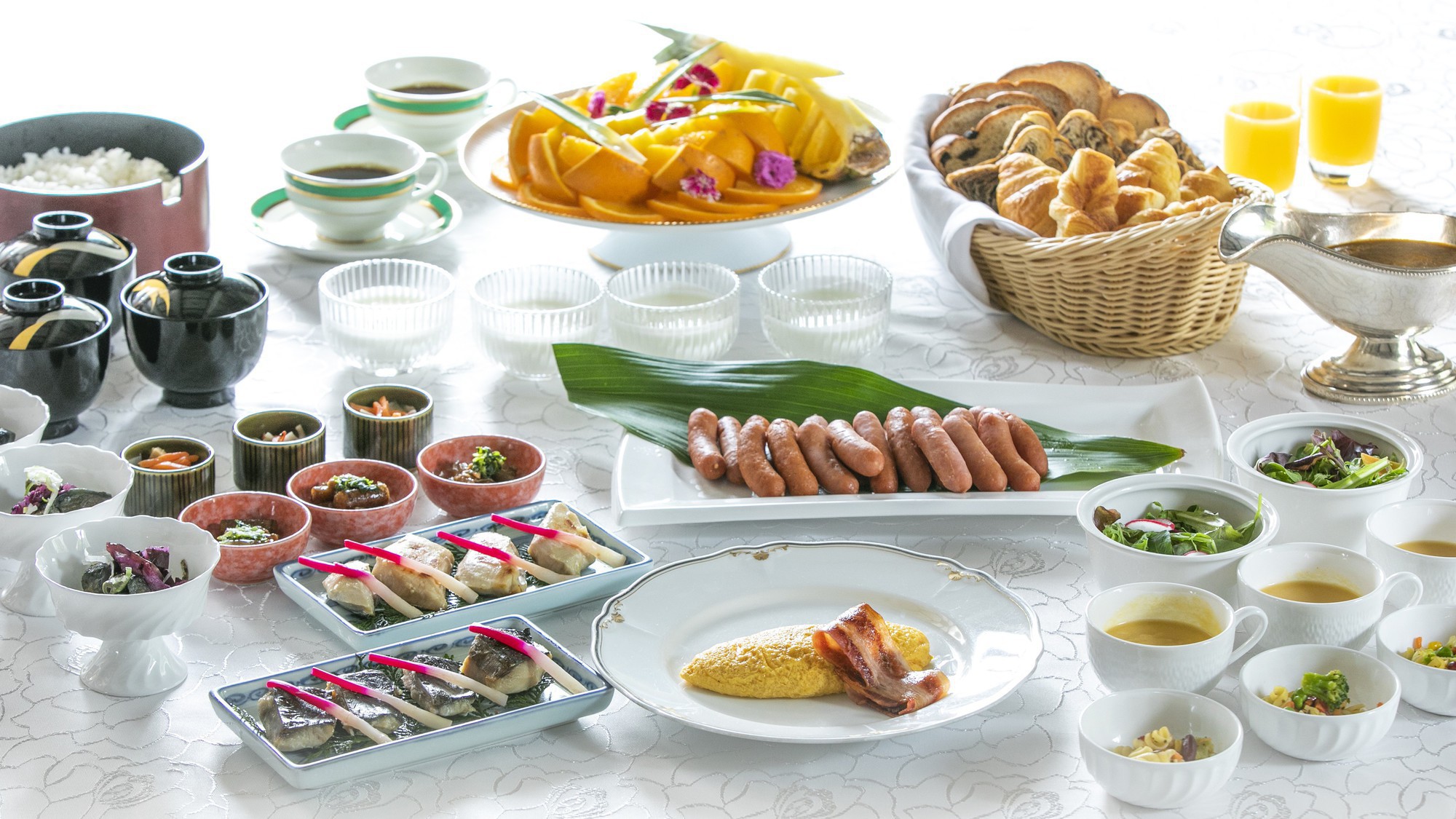 カップル・ファミリー応援！お子様添い寝OK！レイトアウト12時☆無料朝食・ハッピーアワー☆
