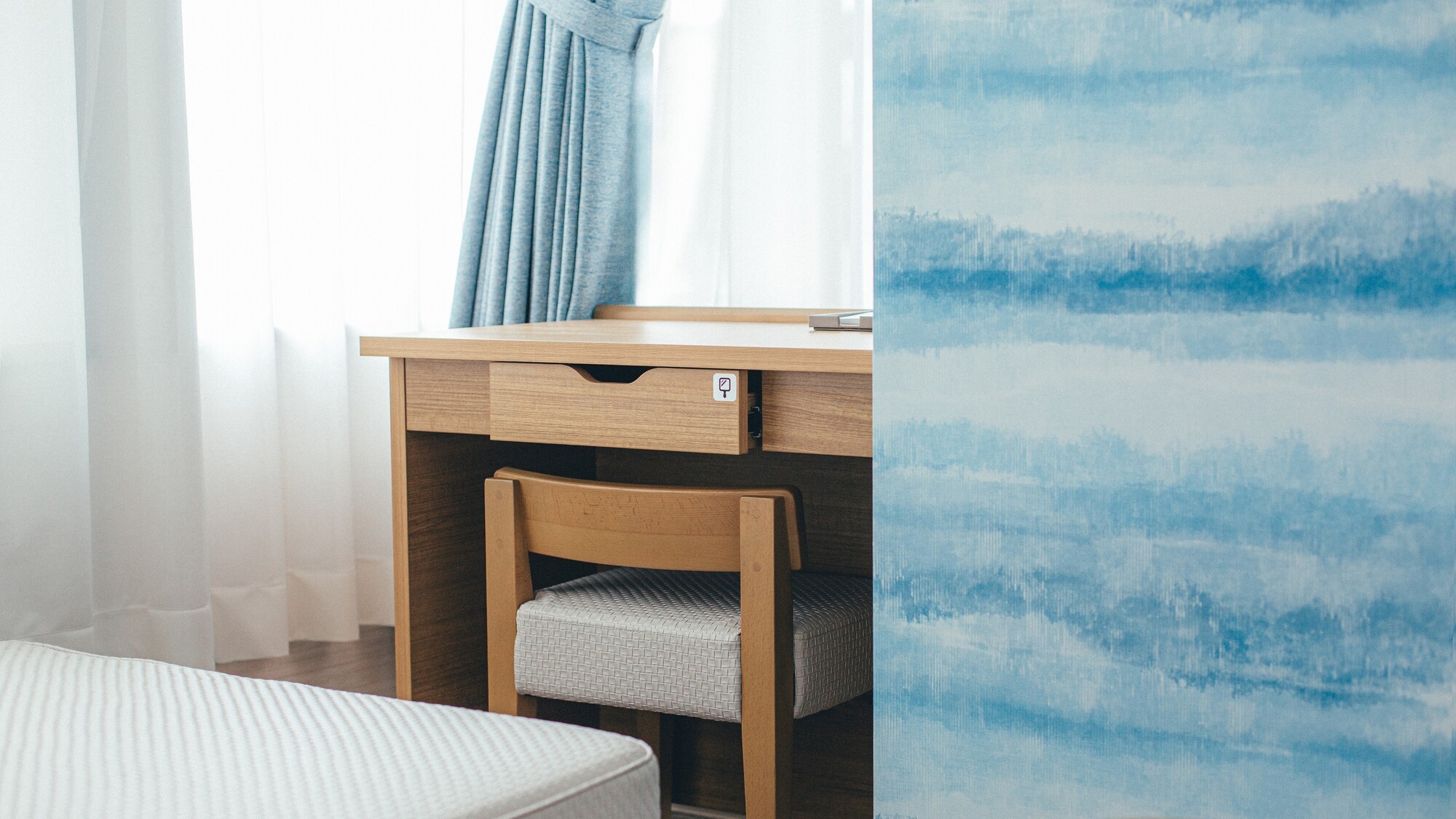 【グランドフロア】客室内 デスク