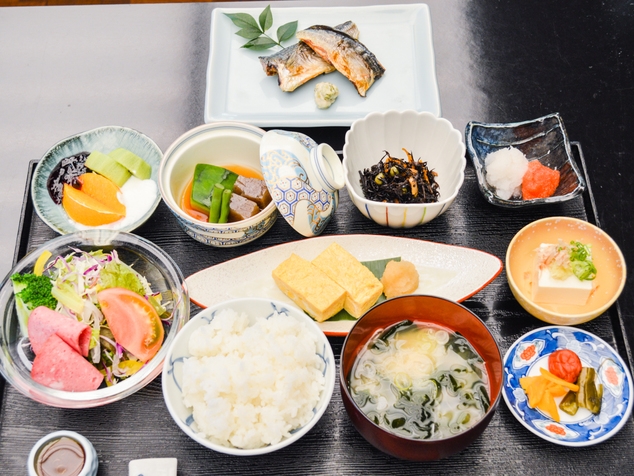 【全室露天風呂付き客室】 愛媛の山の幸・海の幸をふんだんに使用した和会席　2食付きプラン