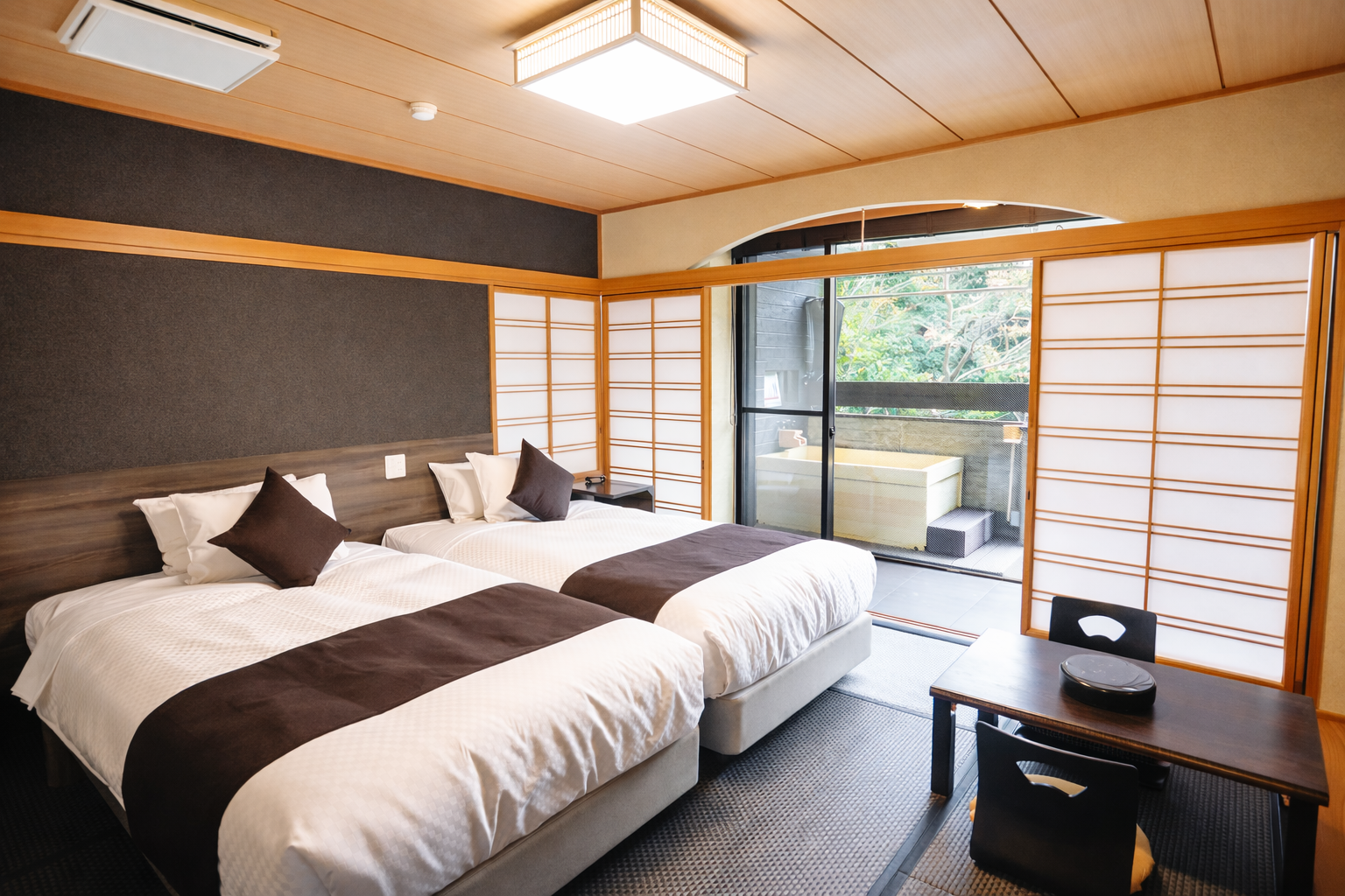 [和モダン和室]セミダブル&times;2台/27㎡+専用テラス8㎡/檜露天風呂付/最大収容人数5名