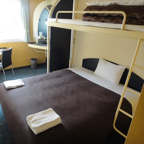 Rooms with double beds and loft beds