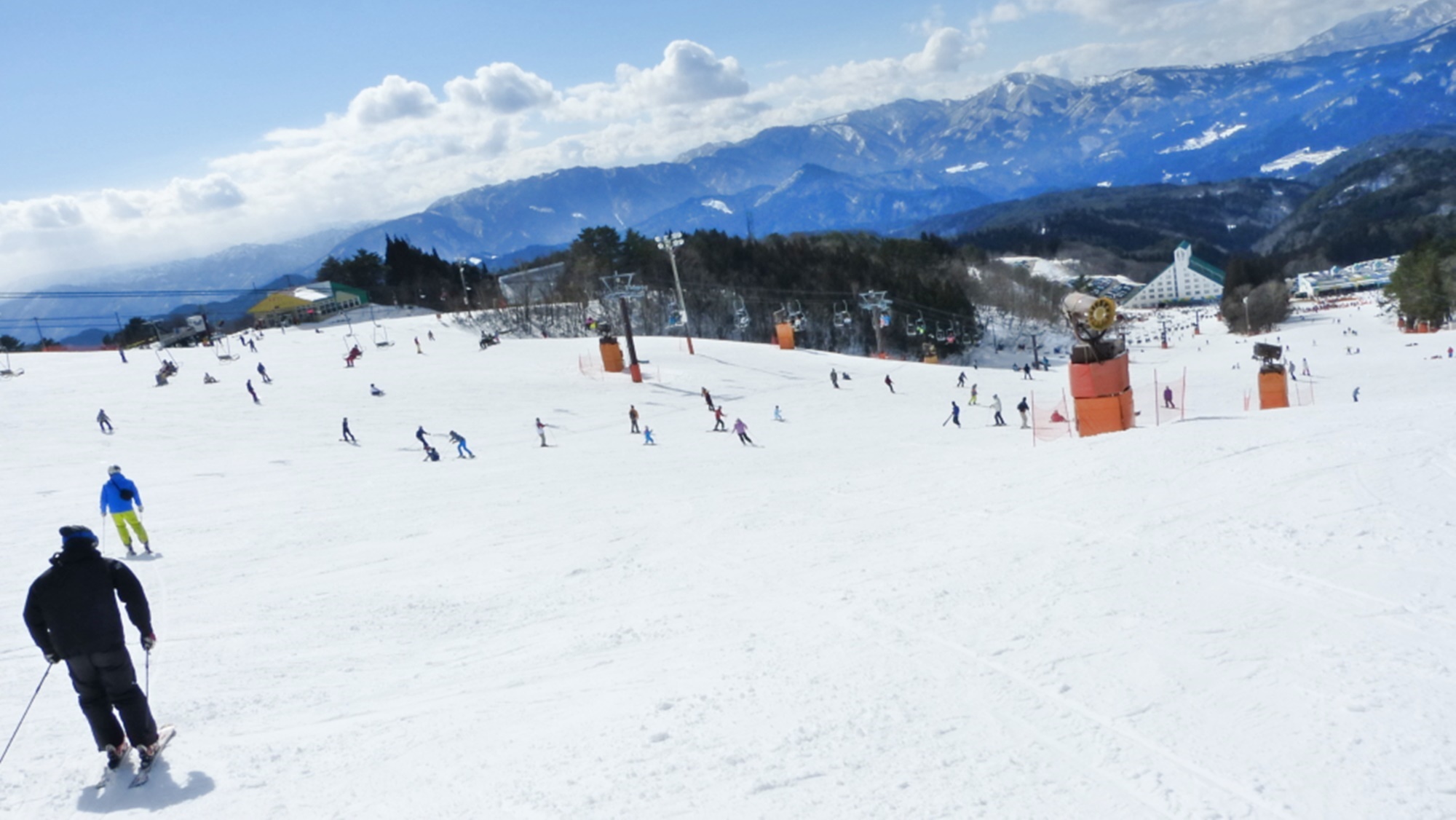 *【鷲ヶ岳スキー場】当館より車で25分