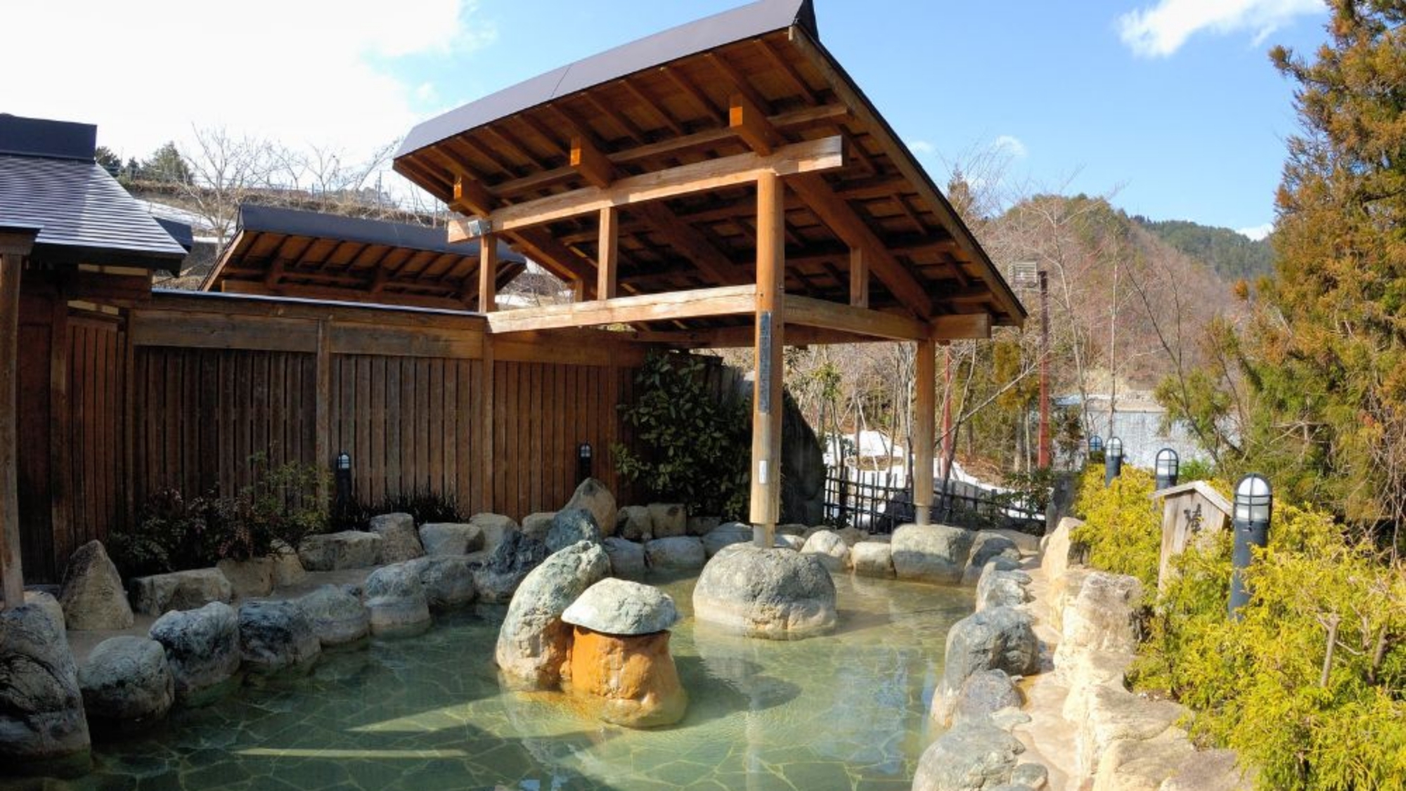 ＊【湯の平温泉】当館より車で16分