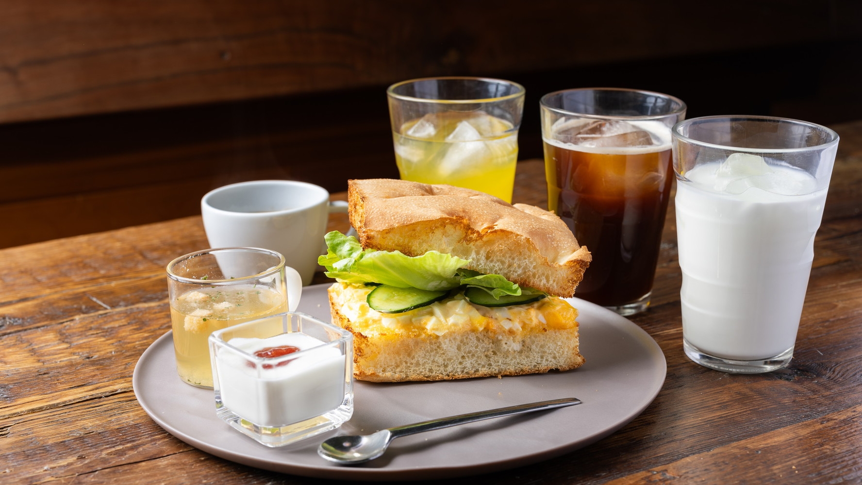 【朝食付】近隣提携レストランで利用可能な朝食券付きプラン（朝食会場：アパホテル〈銀座 新富町駅前〉）