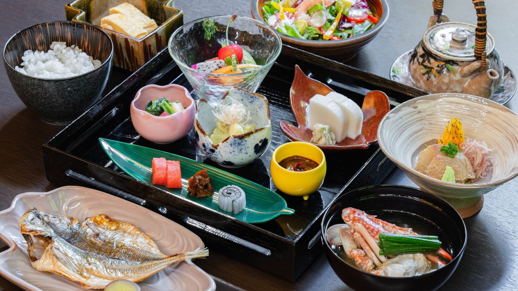 【さき楽30◆夕朝食付】早めの予約で露天風呂付客室に滞在。お一人様5500円引きの特別価格でご案内