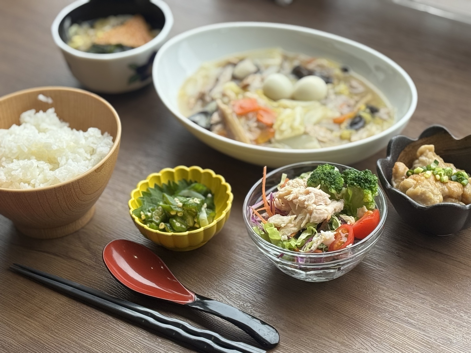 【1泊2食付】連泊でも楽しめる日替わり夕食【また来て。割対象】