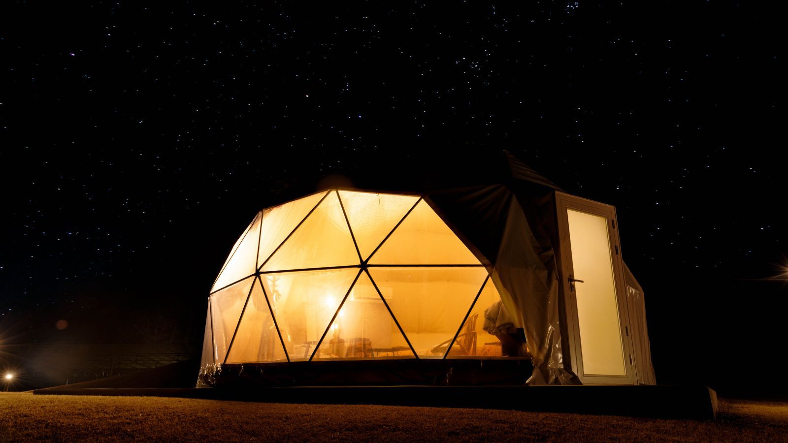 グランピング｜外観＜午後＞