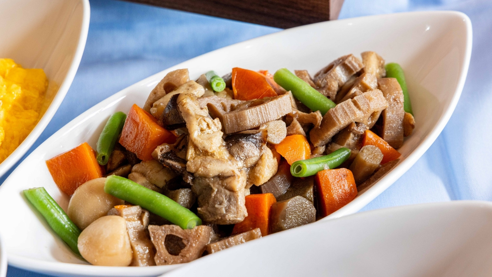 朝食バイキング一例